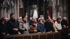 Pontifikalamt am ersten Weihnachtstag 2025 mit Kardinal Woelki. / &copy; Nicolas Ottersbach (DR)