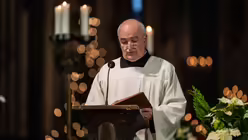 Pontifikalamt am ersten Weihnachtstag im Kölner Dom.  / © Nicolas Ottersbach (DR)