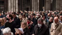Feier der Osternacht im K&ouml;lner Dom  / &copy; Nicolas Ottersbach  (DR)