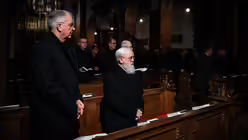 Der Gottesdienst am zweiten Tag der Frühjahrs-Vollversammlung der Deutschen Bischofskonferenz aus dem Kloster Steinfeld unter der Leitung von Erzbischof Dr. Stefan Heße, Erzbischof von Hamburg.  / © Nicolas Ottersbach (DR)