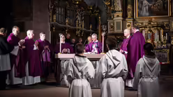Der Gottesdienst am zweiten Tag der Frühjahrs-Vollversammlung der Deutschen Bischofskonferenz aus dem Kloster Steinfeld unter der Leitung von Erzbischof Dr. Stefan Heße, Erzbischof von Hamburg. 