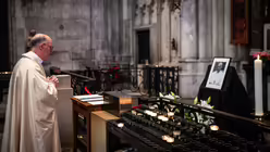 Gebet für Papst Franziskus / © Nicolas Ottersbach (DR)