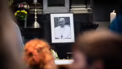 Trauer um Papst Franziskus / © Nicolas Ottersbach (DR)