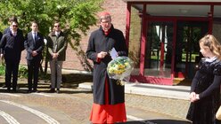 Kardinal Woelki dankt allen Anwesenden für ihren Dienst in den Kar- und Ostertagen / © Beatrice Tomasetti (DR)