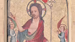 Christus entsteigt dem Grab, die Siegesfahne in der Hand. Ein unbekannter Meister hat diesen Moment auf dem Clarenaltar aus der Zeit um 1350 ins Bild gesetzt. / © Robert Boecker (privat)