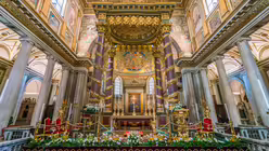 Hauptaltar von Santa Maria Maggiore / © essevu (shutterstock)
