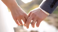 Hochzeit, Braut und Br&auml;utigam / &copy; Laszlo66 (shutterstock)