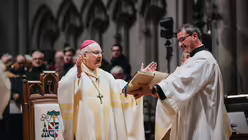 Bischof Rudolf Voderholzer bei der Eröffnung der Diaspora-Aktion des Bonifatiuswerks im Regensburger Dom / © Nicolas Ottersbach (DR)