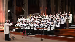 Impressionen des traditionelle Adventskonzerts der Kölner Domchöre vom 17. Dezember 2024. / © Beatrice Tomasetti (DR)