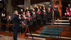 Die Sänger aus der Ukraine sorgen für berührende Momente. / © Beatrice Tomasetti (DR)