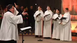 Impressionen des traditionelle Adventskonzerts der Kölner Domchöre vom 17. Dezember 2024. / © Beatrice Tomasetti (DR)