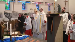 Der Erzbischof von Köln, Rainer Kardinal Woelki, feiert am 12. Januar den Eröffnungsgottesdienst der Antonius-Oktav 2025 in Bergisch-Gladbach Herkenrath. / © Beatrice Tomasetti (DR)