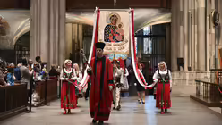 Bilder vom Internationalen Pilgergottesdienst mit den muttersprachlichen Gemeinden. / © Beatrice Tomasetti (DR)