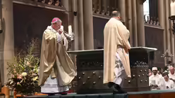 Bilder vom Internationalen Pilgergottesdienst mit den muttersprachlichen Gemeinden. / © Beatrice Tomasetti (DR)