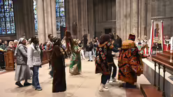 Bilder vom Internationalen Pilgergottesdienst mit den muttersprachlichen Gemeinden. / © Beatrice Tomasetti (DR)