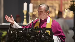 Die Fatima-Lichterprozession am Sonntag, dem 6. Oktober 2024 in Köln der Initiative Deutschland betet Rosenkranz e. V. mit Erzbischof Rainer Maria Kardinal Woelki. / © Beatrice Tomasetti (DR)