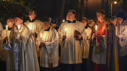 Die Fatima-Lichterprozession am Sonntag, dem 6. Oktober 2024 in Köln der Initiative Deutschland betet Rosenkranz e. V. mit Erzbischof Rainer Maria Kardinal Woelki. / © Beatrice Tomasetti (DR)