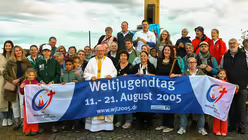 Eindrücke des Gottesdienstes, der am 29. August 2025 anlässlich des 20-jährigen Jubiläums des Weltjugendtags im Erzbistum Köln auf dem Papsthügel mit Erzbischof Koch stattfand. / © Beatrice Tomasetti (DR)