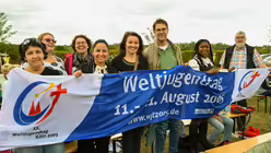 Eindrücke des Gottesdienstes, der am 29. August 2025 anlässlich des 20-jährigen Jubiläums des Weltjugendtags im Erzbistum Köln auf dem Papsthügel mit Erzbischof Koch stattfand. / © Beatrice Tomasetti (DR)