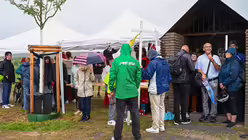Eindr&uuml;cke des Gottesdienstes, der am 29. August 2025 anl&auml;sslich des 20-j&auml;hrigen Jubil&auml;ums des Weltjugendtags im Erzbistum K&ouml;ln auf dem Papsth&uuml;gel mit Erzbischof Koch stattfand. / &copy; Beatrice Tomasetti (DR)