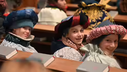 Bilder der di&ouml;zesanen Aussendungsfeier der Sternsinger f&uuml;r das Erzbistum K&ouml;ln am Samstag, dem 27. Dezember 2025, im K&ouml;lner Dom mit dem Erzbischof von K&ouml;ln, Rainer Maria Kardinal Woelki. / &copy; Beatrice Tomasetti (DR)