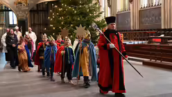 Bilder der di&ouml;zesanen Aussendungsfeier der Sternsinger f&uuml;r das Erzbistum K&ouml;ln am Samstag, dem 27. Dezember 2025, im K&ouml;lner Dom mit dem Erzbischof von K&ouml;ln, Rainer Maria Kardinal Woelki. / &copy; Beatrice Tomasetti (DR)