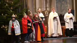 Bilder der di&ouml;zesanen Aussendungsfeier der Sternsinger f&uuml;r das Erzbistum K&ouml;ln am Samstag, dem 27. Dezember 2025, im K&ouml;lner Dom mit dem Erzbischof von K&ouml;ln, Rainer Maria Kardinal Woelki. / &copy; Beatrice Tomasetti (DR)
