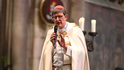 Bilder der di&ouml;zesanen Aussendungsfeier der Sternsinger f&uuml;r das Erzbistum K&ouml;ln am Samstag, dem 27. Dezember 2025, im K&ouml;lner Dom mit dem Erzbischof von K&ouml;ln, Rainer Maria Kardinal Woelki. / &copy; Beatrice Tomasetti (DR)