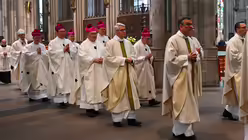 Eindrücke vom Pontifikalamt zum Dank zur Wahl von Papst Leo XIV. am 20. Mai 2025 aus dem Kölner Dom mit Rainer Maria Kardinal Woelki. / © Beatrice Tomasetti (DR)