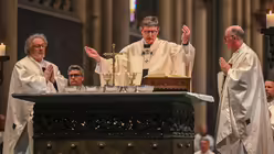 Eindrücke vom Pontifikalamt zum Dank zur Wahl von Papst Leo XIV. am 20. Mai 2025 aus dem Kölner Dom mit Rainer Maria Kardinal Woelki. / © Beatrice Tomasetti (DR)