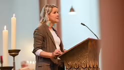 Eindrücke von der Diakonenweihe von vier Seminaristen durch den Kölner Weihbischof Ansgar Puff am Dreifaltigkeitssonntag 2025 in der Euskirchener Herz-Jesu-Kirche. / © Beatrice Tomasetti (DR)