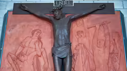 Die Edith Stein-Kapelle im Bensberger Kardinal Schulte Haus hat Paul Nagel gestaltet. / &copy; Beatrice Tomasetti (DR)