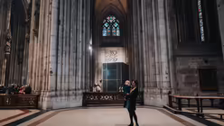 Pontifikalamt am ersten Weihnachtstag 2024 mit Kardinal Woelki / © Nicolas Ottersbach (DR)