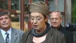 Pressekonferenz vor der Einweihung des Richter-Fensters: Oberb&uuml;rgermeister, Dombaumeisterin und Dompropst / &copy; Alexander Foxius (DR)