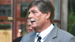 Pressekonferenz vor der Einweihung des Richter-Fensters: Stolzer Oberb&uuml;rgermeister / &copy; Alexander Foxius (DR)