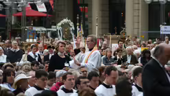 Fronleichnam 2008 - Bilder der Messe und der Prozession 4 / &copy; Alexander Foxius (DR)