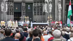 Fronleichnam 2008 - Bilder der Messe und der Prozession 5 / &copy; Alexander Foxius (DR)