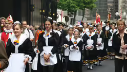 Fronleichnam 2008 - Bilder der Messe und der Prozession 23 / &copy; Alexander Foxius (DR)