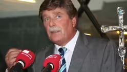 Oberb&uuml;rgermeister Fritz Schramma im domradio / &copy; Alexander Foxius (DR)