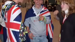 Egal welche Nationalität! Alle verstehen sich gut (DR)