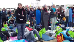 Kölner Jugendliche beim Abschlussgottesdienst 5 / © Johannes Schröer (DR)