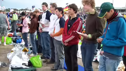 Kölner Jugendliche beim Abschlussgottesdienst 7 / © Johannes Schröer (DR)