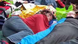 Kölner Jugendliche beim Abschlussgottesdienst 10 / © Johannes Schröer (DR)