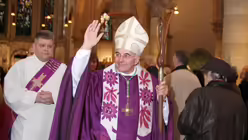 Bischof Felix Genn: Er&ouml;ffnung der ADVENIAT-Aktion 2008 in der Propstei St. Augustinus in Gelsenkirchen (KNA)