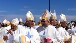 Bischof Felix Genn: Weltjugendtag in Toronto 2002  (KNA)