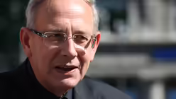 Ehemaliger Dompropst Norbert Feldhoff  / &copy; Alexander Foxius (DR)