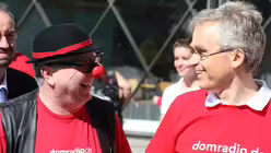 Lauschten den Wortes des Dompropstes: Willibert Pauels und Chefredakteur Ingo Br&uuml;ggenj&uuml;rgen / &copy; Alexander Foxius (DR)