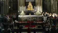 Domwallfahrt 3 / &copy; Boecker