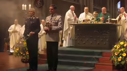 Soldatengottesdienst 2011 mit Karl-Theodor zu Guttenberg 14 / &copy; Boecker