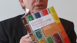 Pr&auml;sentation der Patientenversorgung mit Landesbischof Friedrich Weber, Erzbischof Robert Zollitsch und Landesbischof Jochen Bohl 3 / &copy; Boecker